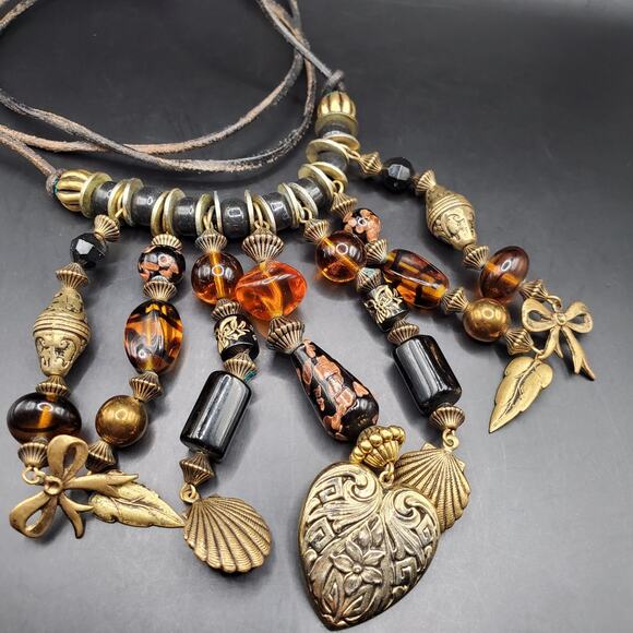 Boho Statement Necklace Amber Beads Gold Charms Coquette Bow Shell Heart Pendant - Picture 2 of 9